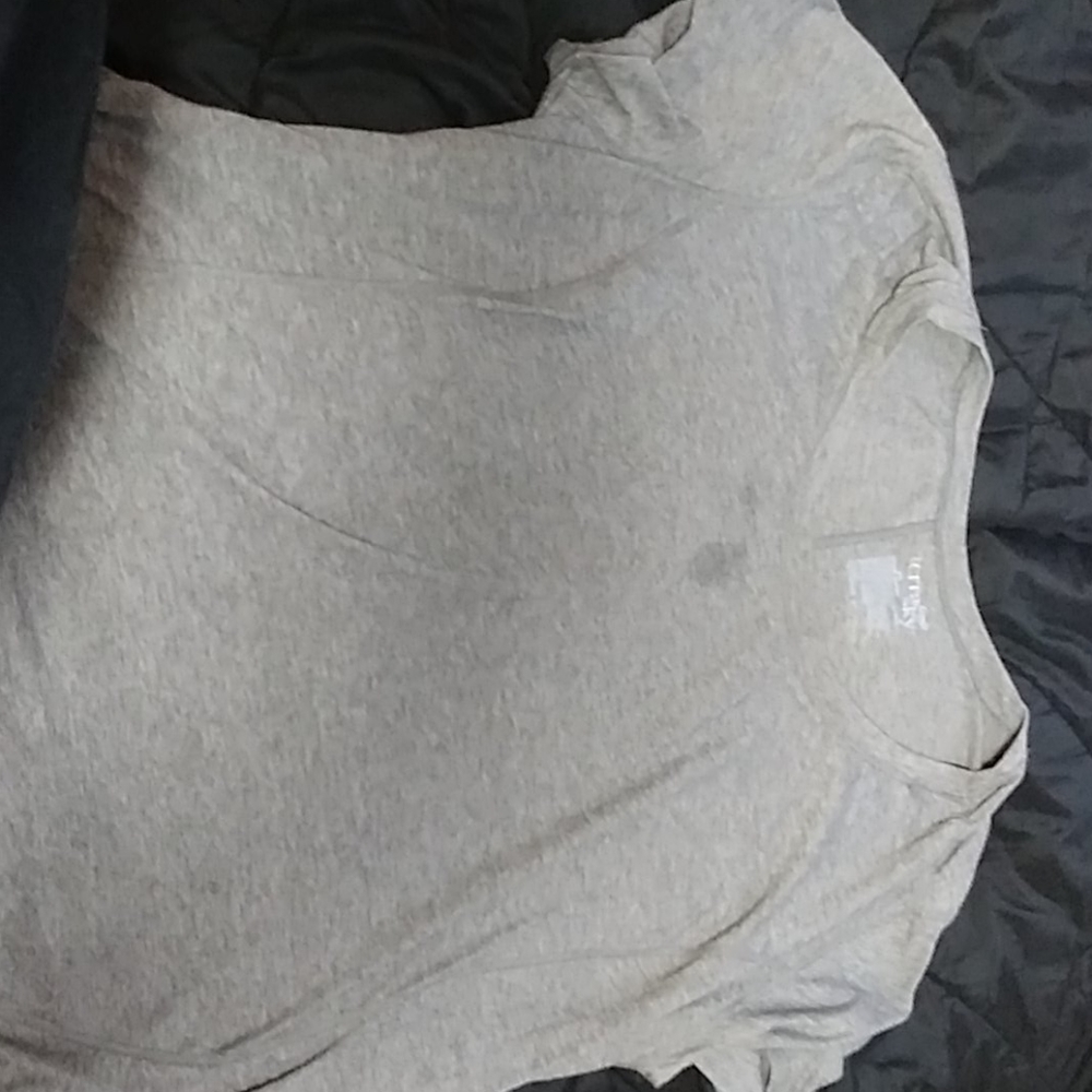 Grey t-shirt